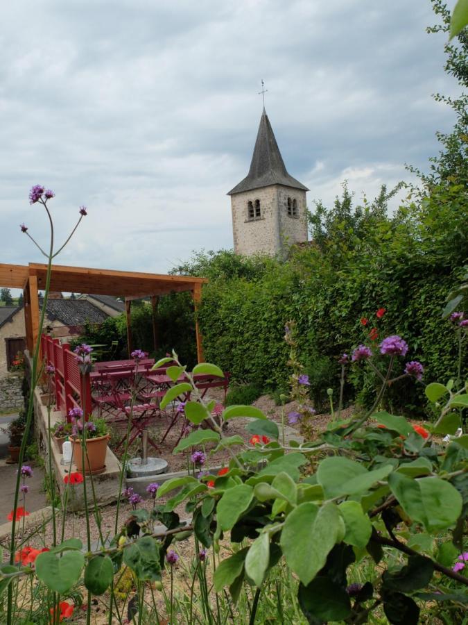 Auberge De Poil Buitenkant foto